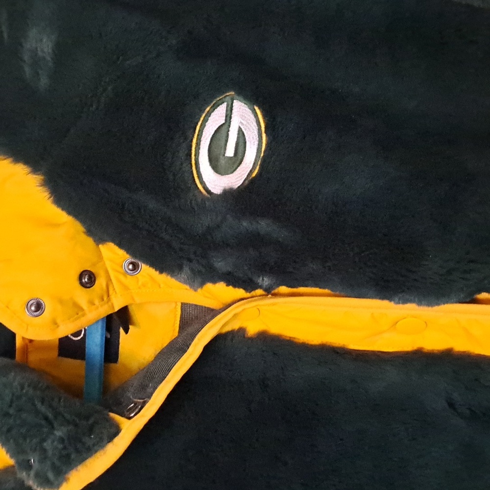 Fuzzy Packers Jacket - Picture 3 of 7